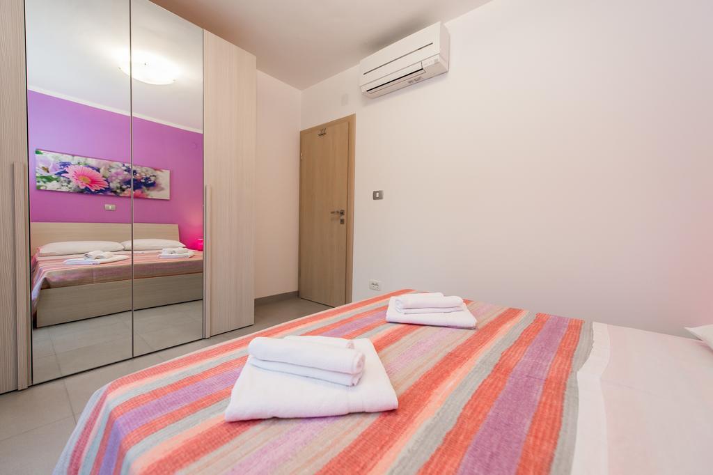 Blue Sky Apartments ロゴズニッツァ エクステリア 写真