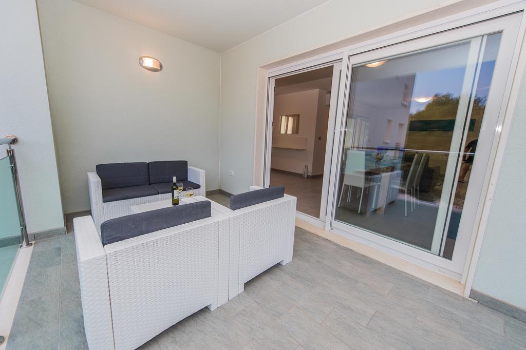 Blue Sky Apartments ロゴズニッツァ エクステリア 写真